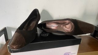 Scarpe eleganti marroni