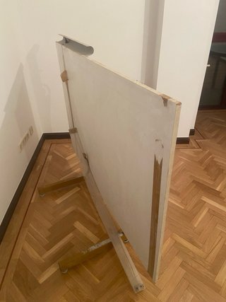 Mesa de dibujo técnico inclinable