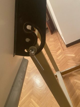 Mesa de dibujo técnico inclinable