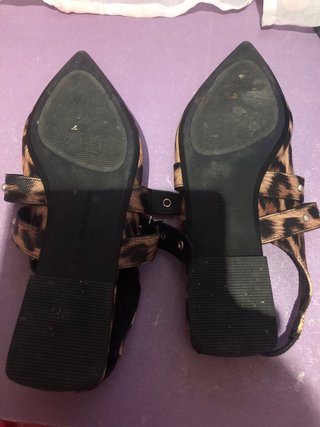 Zapatos planos leopardo con hebillas