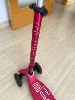 Patinete Micro Maxi Deluxe LED rosa