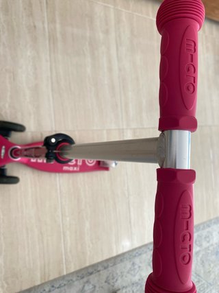 Patinete Micro Maxi Deluxe LED rosa