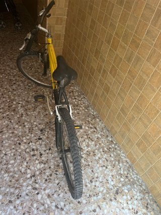 Bicicleta de Montaña Amarilla