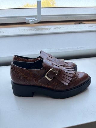 Zapatos Piel de Luna Talla 35 Marrones