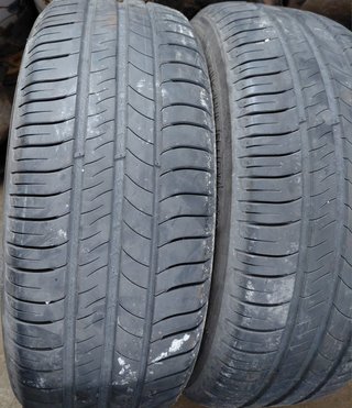 2 Neumáticos Michelin 215/60 R16 95H