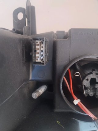 Faro Delantero Derecho Peugeot 407