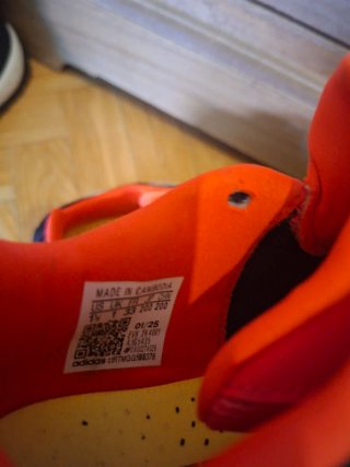 Scarpe da calcio indoor Adidas per bambini taglia 33