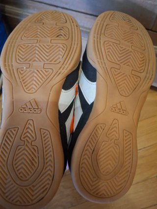 Scarpe da calcio indoor Adidas per bambini taglia 33
