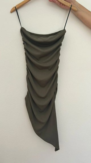Vestido verde oliva T. XS