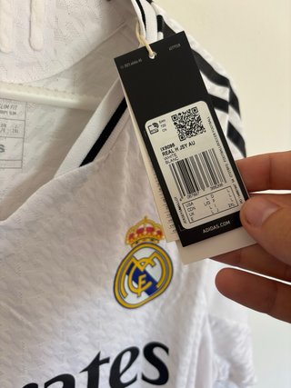 Se trata de la primera equipación del Real Madrid