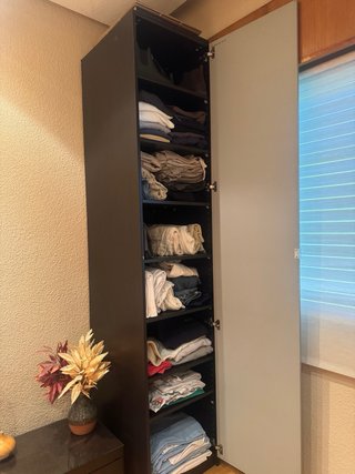 Mueble columna cristal diseño