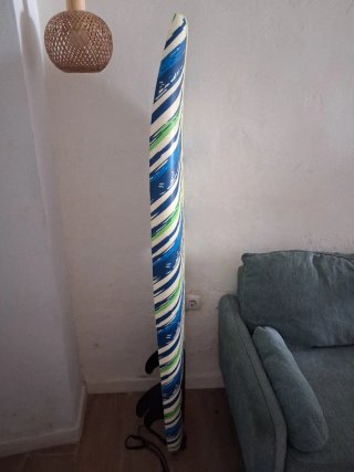 Tabla de surf nueva con diseño