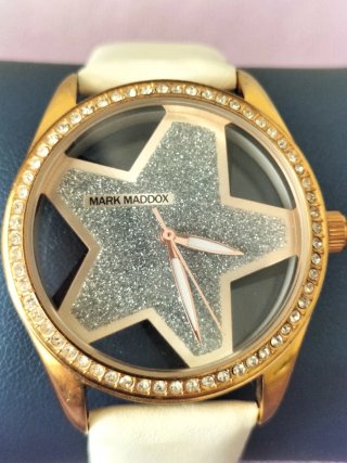 Reloj Mark Maddox Mujer dorado + pila nueva