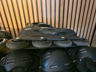 Patines en línea con mochila y protectores