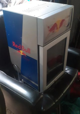 Mini nevera Red Bull