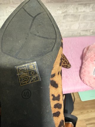 Zapatos de tacón leopardo talla 40