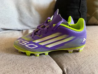 Botas de fútbol Adidas F50 de Niño