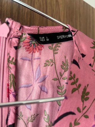 Vestido Sfera floral rosa y morado