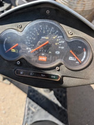 Ciclomotor Aprilia sonic Scooter Negro/Gris
