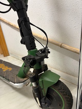 Patinete Eléctrico Jeep Verde