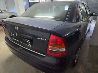 Opel Astra 2002