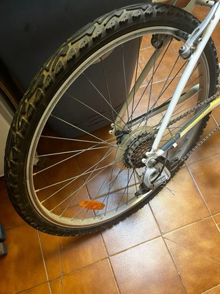 Bicicleta BTWIN Blanca