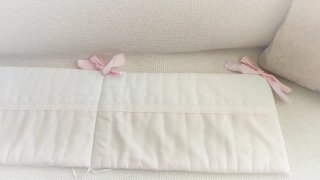 Chichonera para cuna rosa y blanca