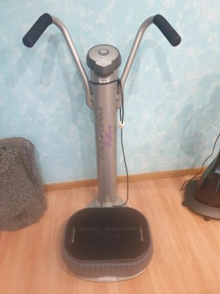Máquina Vibratoria Pro-Form Wellness