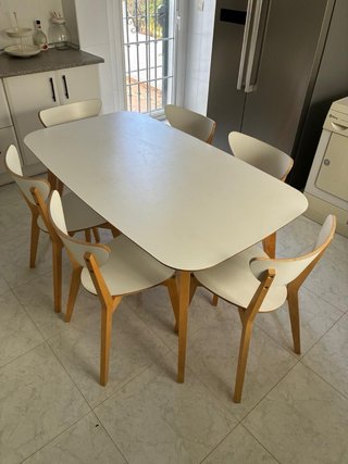 Mesa y 6 Sillas Comedor