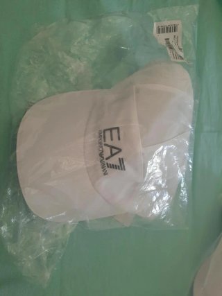 Cappellino EA7 Emporio Armani bianco