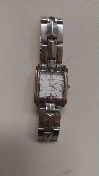 Reloj Vintage Casio LTP-2040 (Estilo Art-Déco)