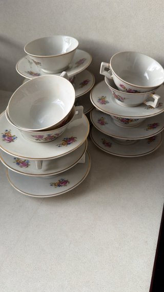Juego 12 tazas de té y café, a juego con platitos