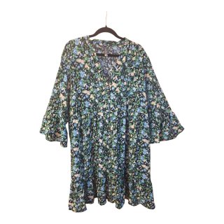 Vestido floral manga larga