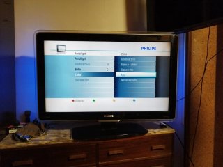 TV Philips 37 Cineos Ambilight