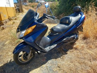 Suzuki Burgman 250 Azul