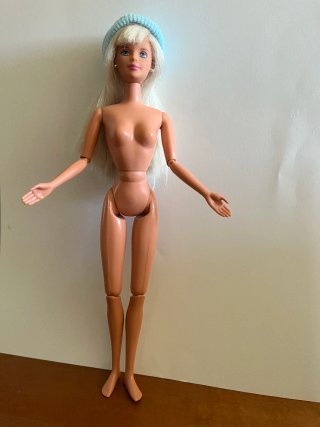 Barbie Cool Colors 1997