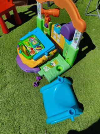 Parque infantil Little Tikes exterior