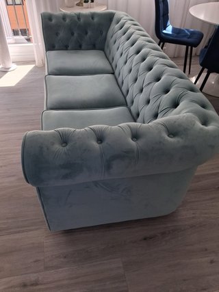Sofá Chester Azul Turquesa Terciopelo
