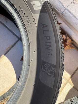 4 Neumáticos Michelin 185/65 R15 Alpine Invierno