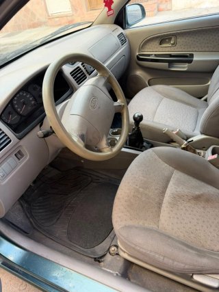 Coche 1.3 Gasolina 82CV 5 Puertas