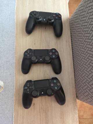 Mandos PS4 los 3 por 50 o 1 por 20