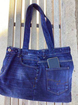 Bolso de tela vaquera hecho a mano