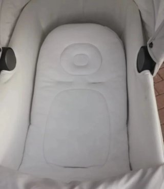 Inglesina Aptica Completo + Base Isofix Darwin