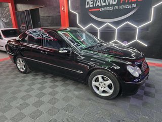 Mercedes-Benz Clase C 2004