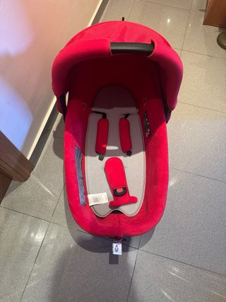 Cochecito Bebé Confort Rojo