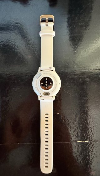 Garmin Venu 3S Beige/Dorado + Caja