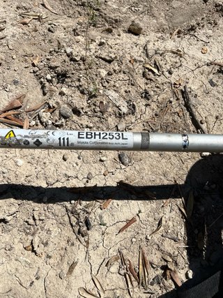 Desbrozadora gasolina 4 tiempos Makita