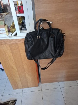Bolso negro poco uso