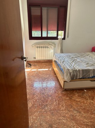 Habitacion alquiler con piscina