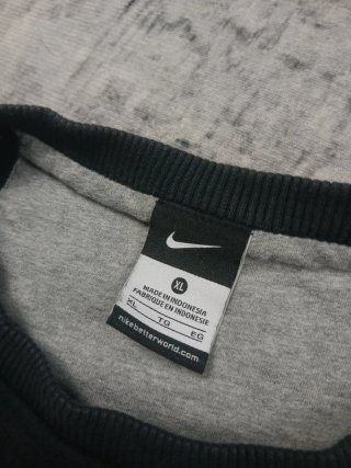 Felpa Nike Vintage Spellout Nera - Boxy Fit